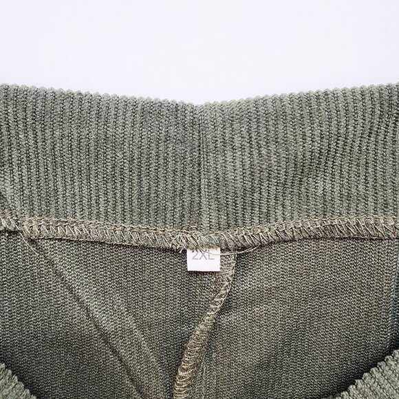 Green Corduroy Overalls Womens Size 2XL With Pockets & Adjustable Straps - Picture 2 of 6